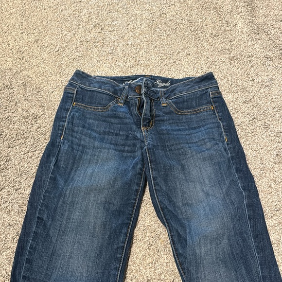 Size 4 American Eagle Jeggings - Picture 2 of 5